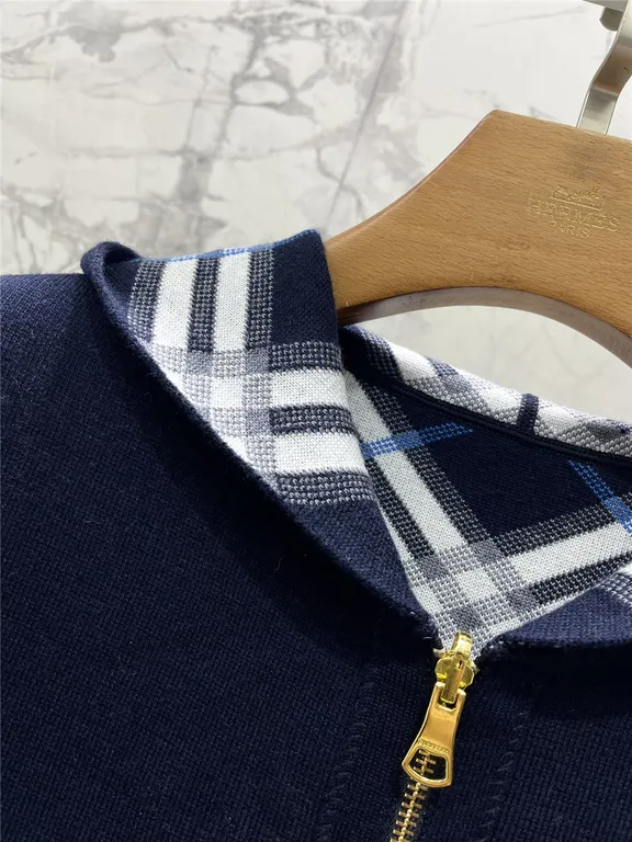 Burberry knitted hooded cardigan